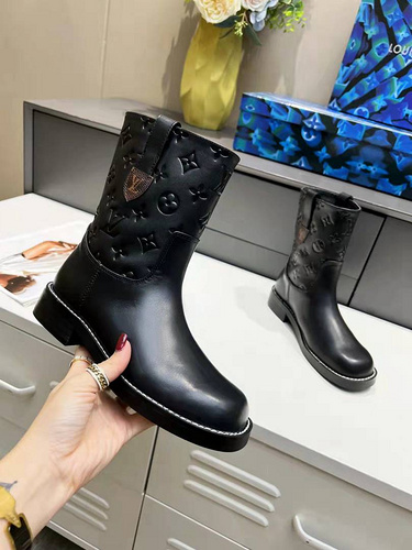 Louis Vuitton Leather Boots Wmns ID:20221117-363